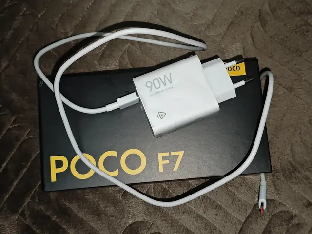 Зарядка смартфона Xiaomi POCO F7 Зарядка смартфона Xiaomi POCO F7