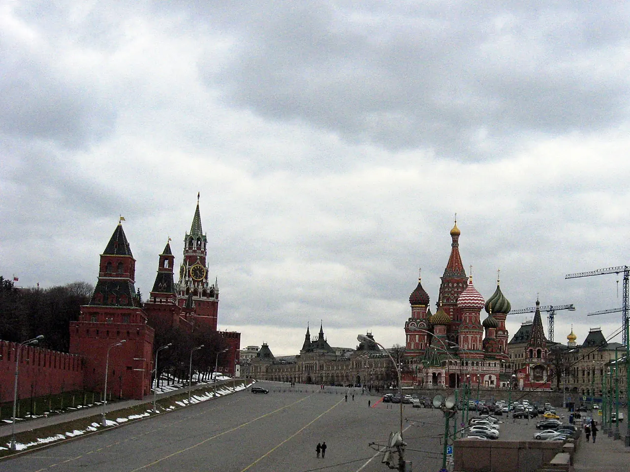 кремль и покровский собор